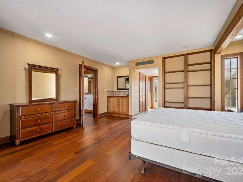 180 Kings Grant Drive, Rutherfordton, NC 28139.  MLS# CAR4240763, YatesRealty ID 3507. 