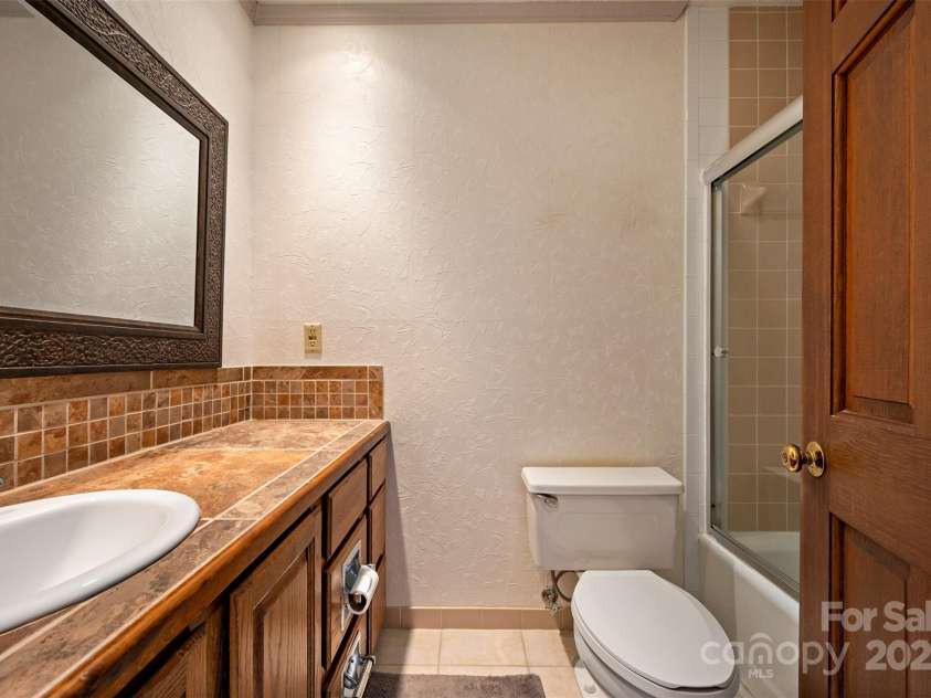 180 Kings Grant Drive, Rutherfordton, NC 28139.  MLS# CAR4240763, YatesRealty ID 3507. 