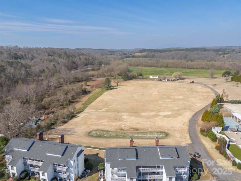 180 Kings Grant Drive, Rutherfordton, NC 28139.  MLS# CAR4240763, YatesRealty ID 3507. 