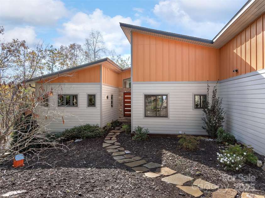 237 Mountain Lane, Mill Spring, NC 28756.  MLS# CAR4200589, YatesRealty ID 3507. 
