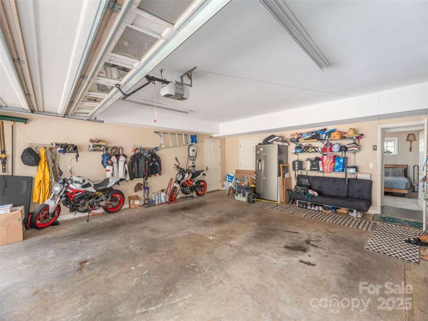 105 Deer Glade Lane, Waynesville, NC 28786.  MLS# CAR4296932, YatesRealty ID 35070. Oversized 2-car garage