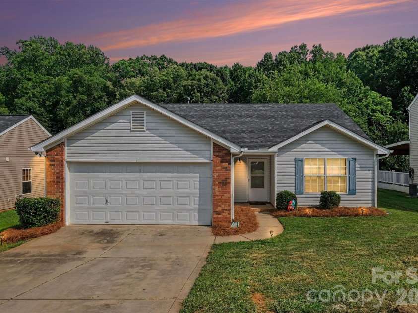 1505 Clooney Lane, Charlotte, NC 28262.  MLS# CAR4398497, YatesRealty ID 35070. Front Exterior
