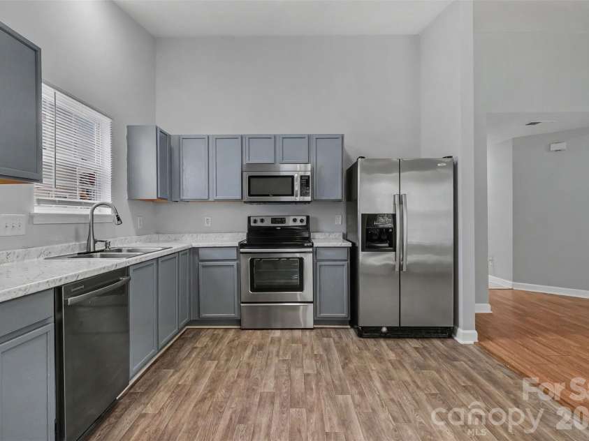 1505 Clooney Lane, Charlotte, NC 28262.  MLS# CAR4398497, YatesRealty ID 35070. Kitchen