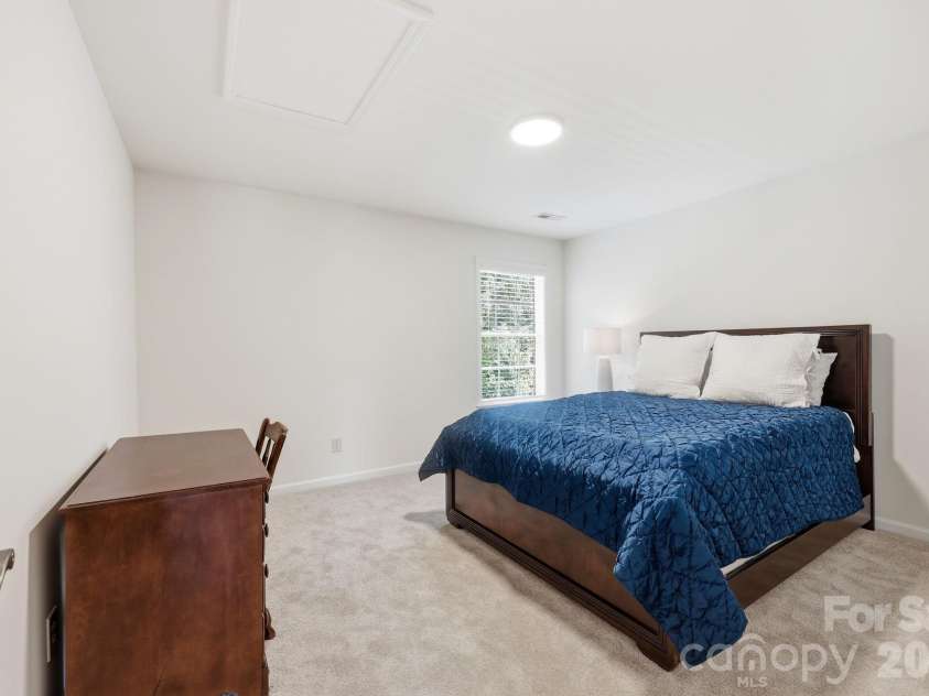 9329 Uxbridge Lane, Huntersville, NC 28078.  MLS# CAR4390100, YatesRealty ID 35071. 3rd bedroom - second floor