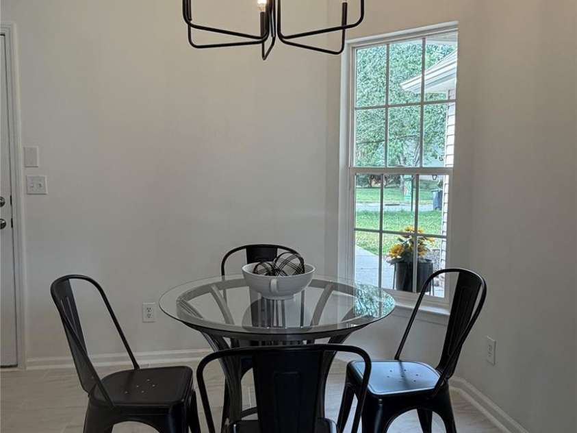 1005 LadyBank Court, Indian Trail, NC 28079.  MLS# CAR4320578, YatesRealty ID 35072. Kitchen Bay Window view