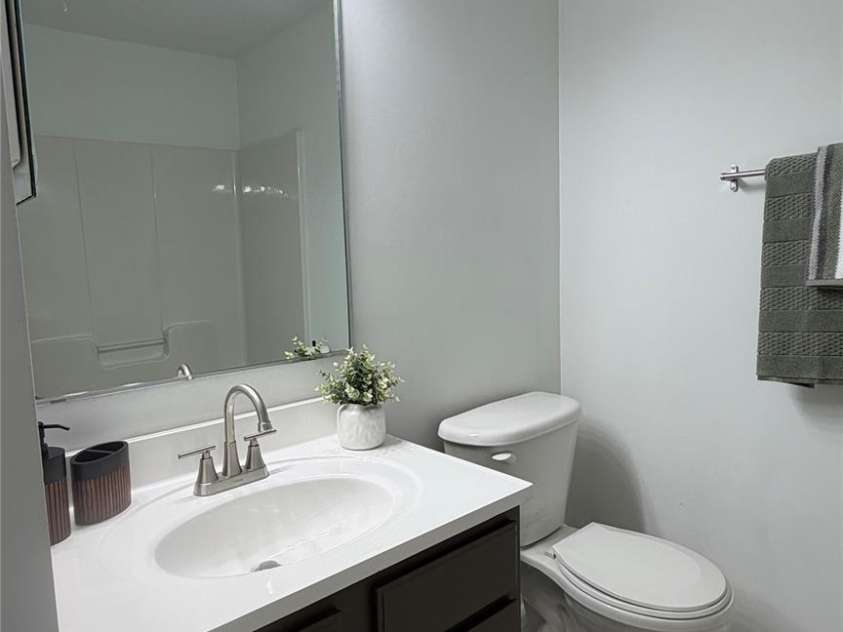 1005 LadyBank Court, Indian Trail, NC 28079.  MLS# CAR4320578, YatesRealty ID 35072. Second Bathroom
