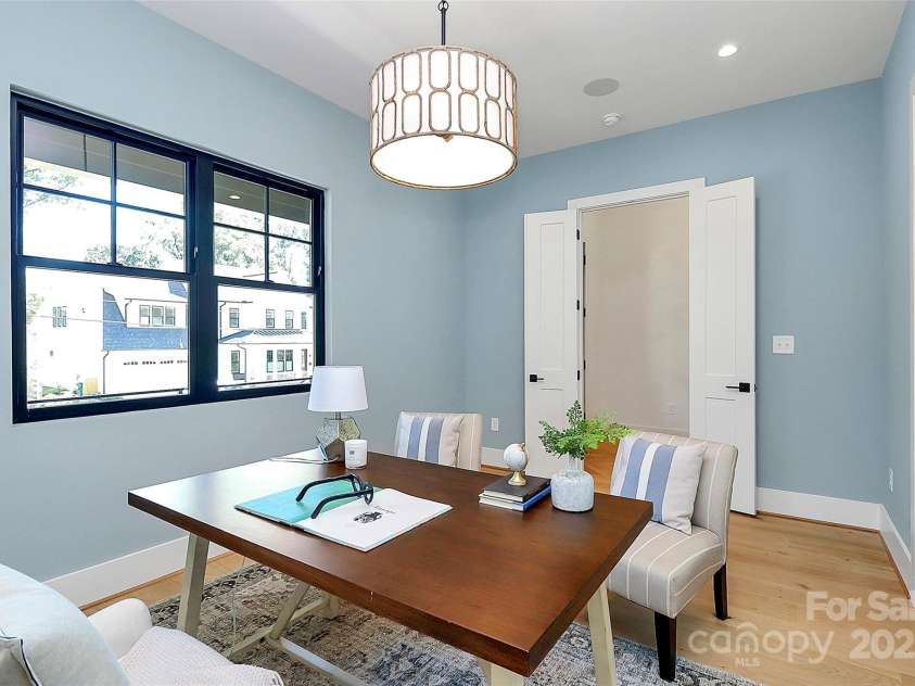 2209 Norcross Place, Charlotte, NC 28205.  MLS# CAR4297097, YatesRealty ID 35073. 