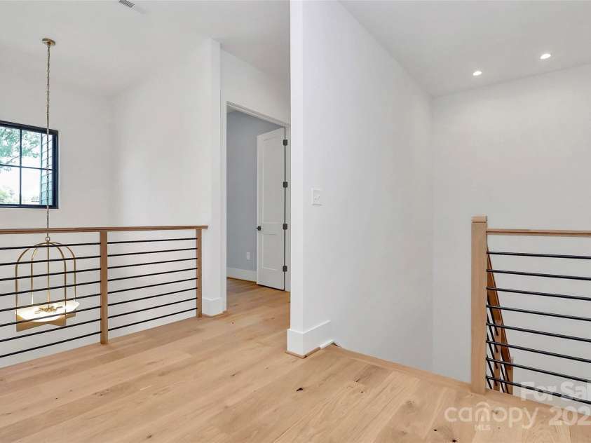 2209 Norcross Place, Charlotte, NC 28205.  MLS# CAR4297097, YatesRealty ID 35073. 