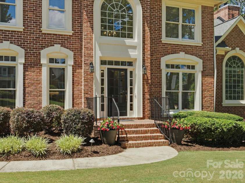 8916 Abrell Walk Court, Charlotte, NC 28226.  MLS# CAR4394480, YatesRealty ID 35073. 