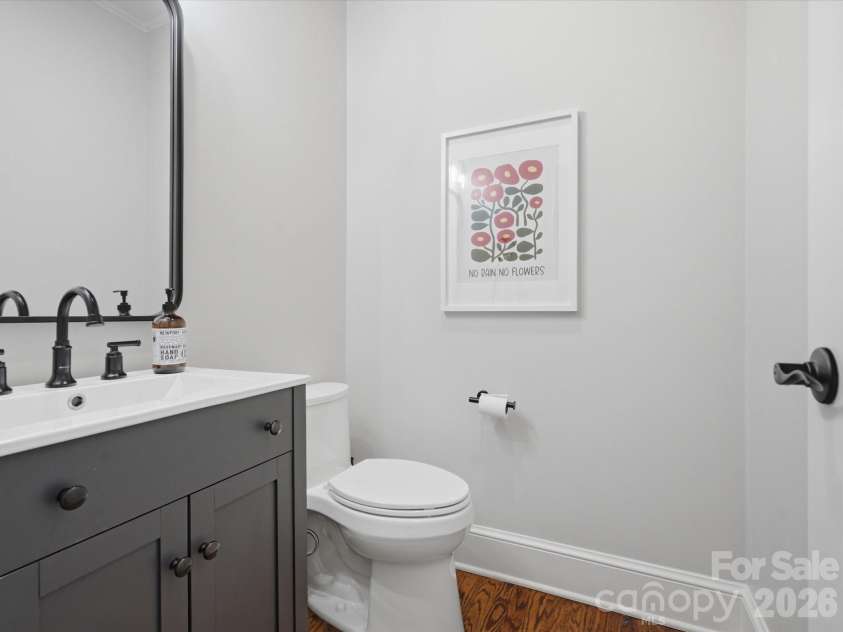 8916 Abrell Walk Court, Charlotte, NC 28226.  MLS# CAR4394480, YatesRealty ID 35073. 