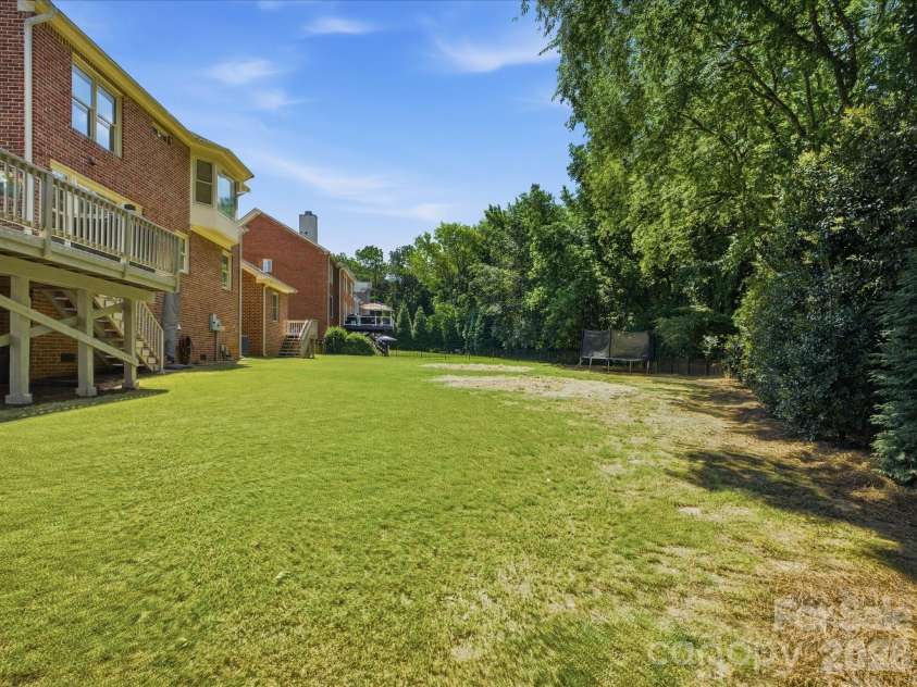 8916 Abrell Walk Court, Charlotte, NC 28226.  MLS# CAR4394480, YatesRealty ID 35073. 
