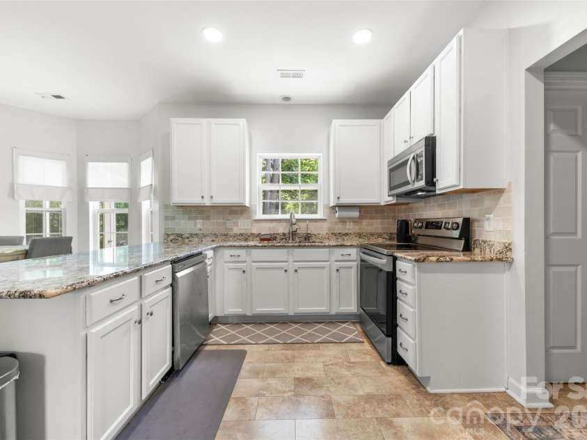 5302 Fairgrove Lane, Harrisburg, NC 28075.  MLS# CAR4372391, YatesRealty ID 35074. 