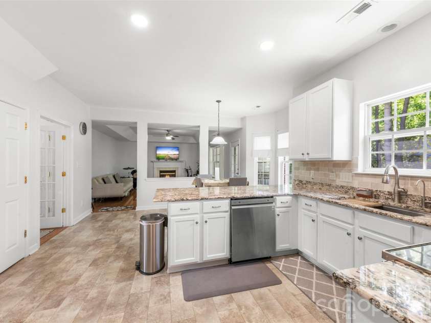 5302 Fairgrove Lane, Harrisburg, NC 28075.  MLS# CAR4372391, YatesRealty ID 35074. 