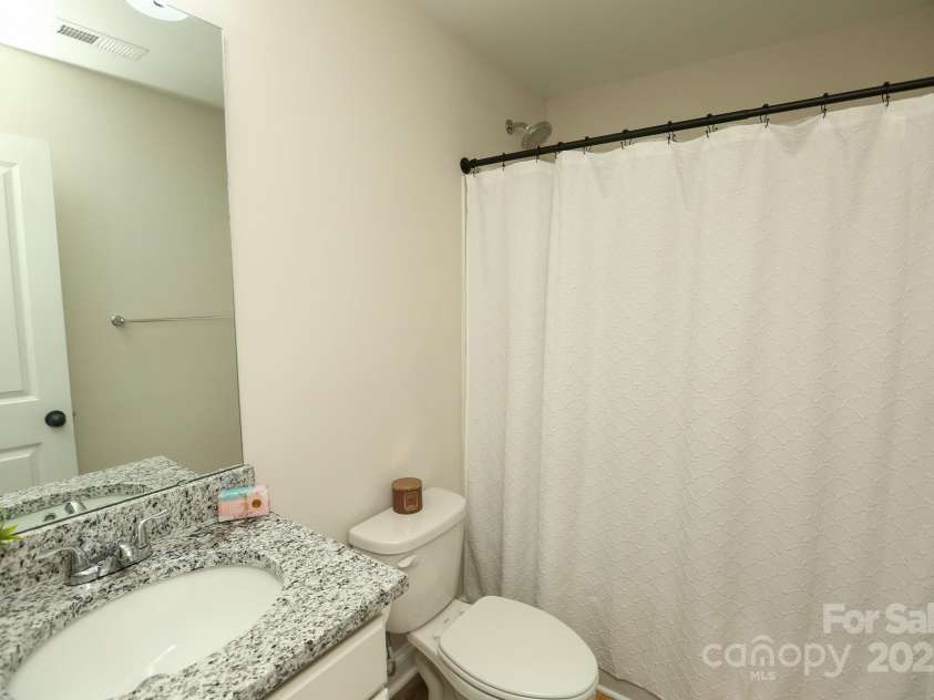 406 Ruth Avenue, Kannapolis, NC 28083.  MLS# CAR4297622, YatesRealty ID 35075. 