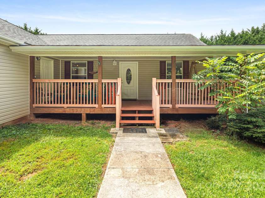 105 Robinson Cove Road, Candler, NC 28715.  MLS# CAR4293915, YatesRealty ID 35076. 
