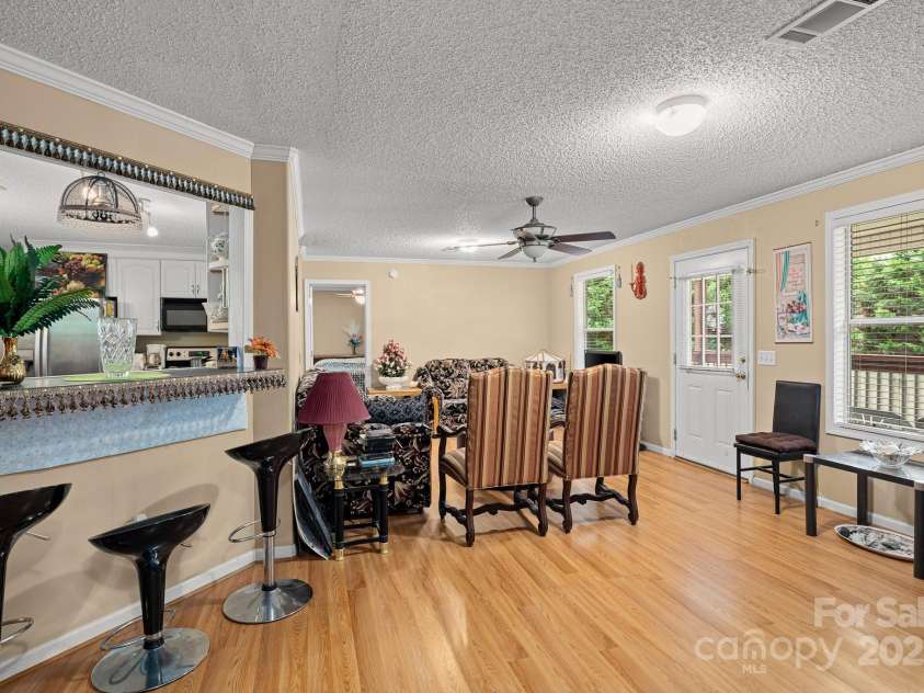 105 Robinson Cove Road, Candler, NC 28715.  MLS# CAR4293915, YatesRealty ID 35076. 