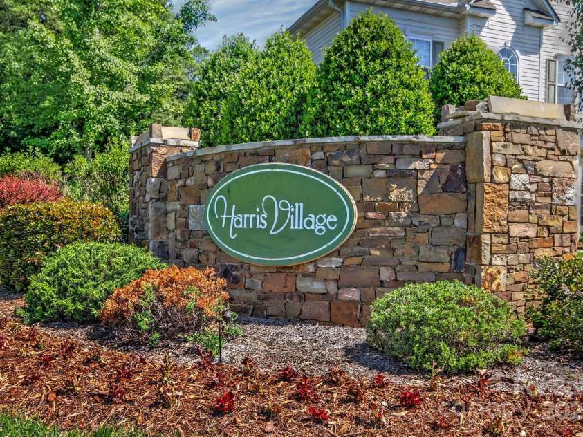 124 Elizabeth Hearth Road, Mooresville, NC 28115.  MLS# CAR4295380, YatesRealty ID 35077. 