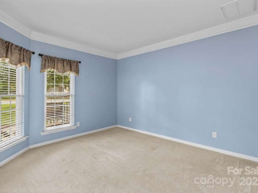 124 Elizabeth Hearth Road, Mooresville, NC 28115.  MLS# CAR4295380, YatesRealty ID 35077. 