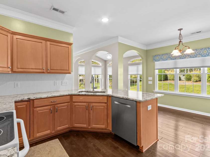 124 Elizabeth Hearth Road, Mooresville, NC 28115.  MLS# CAR4295380, YatesRealty ID 35077. 