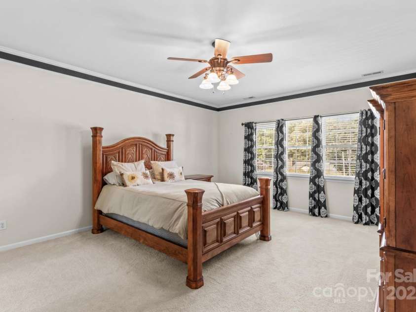 124 Elizabeth Hearth Road, Mooresville, NC 28115.  MLS# CAR4295380, YatesRealty ID 35077. 