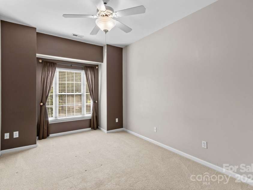 124 Elizabeth Hearth Road, Mooresville, NC 28115.  MLS# CAR4295380, YatesRealty ID 35077. 