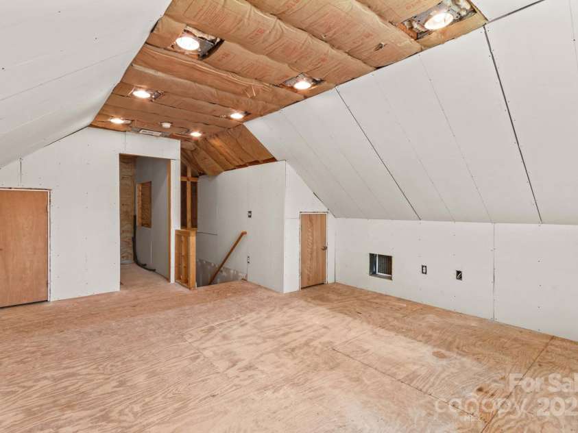 124 Elizabeth Hearth Road, Mooresville, NC 28115.  MLS# CAR4295380, YatesRealty ID 35077. 