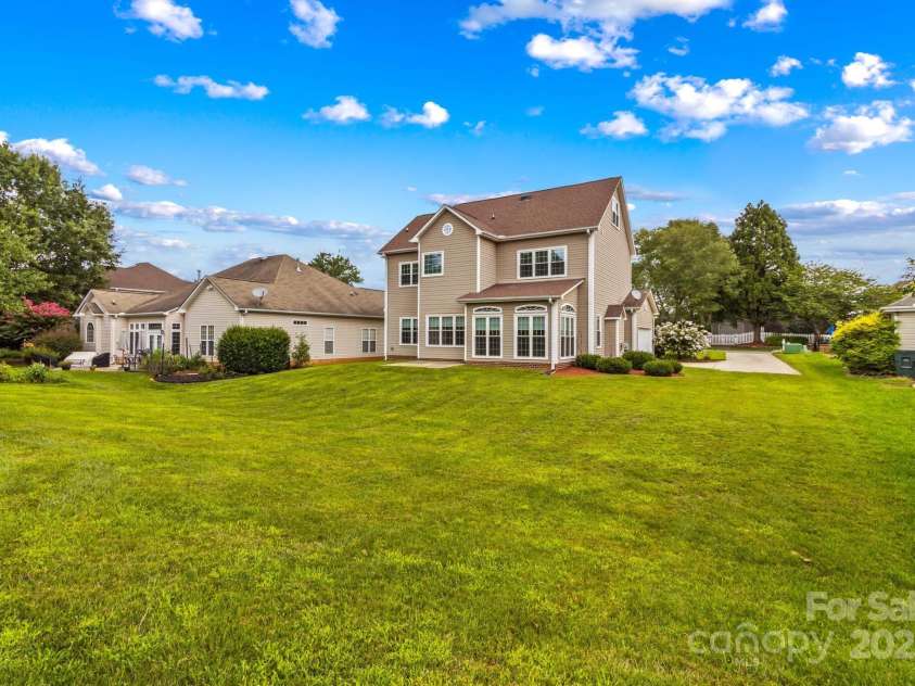 124 Elizabeth Hearth Road, Mooresville, NC 28115.  MLS# CAR4295380, YatesRealty ID 35077. 