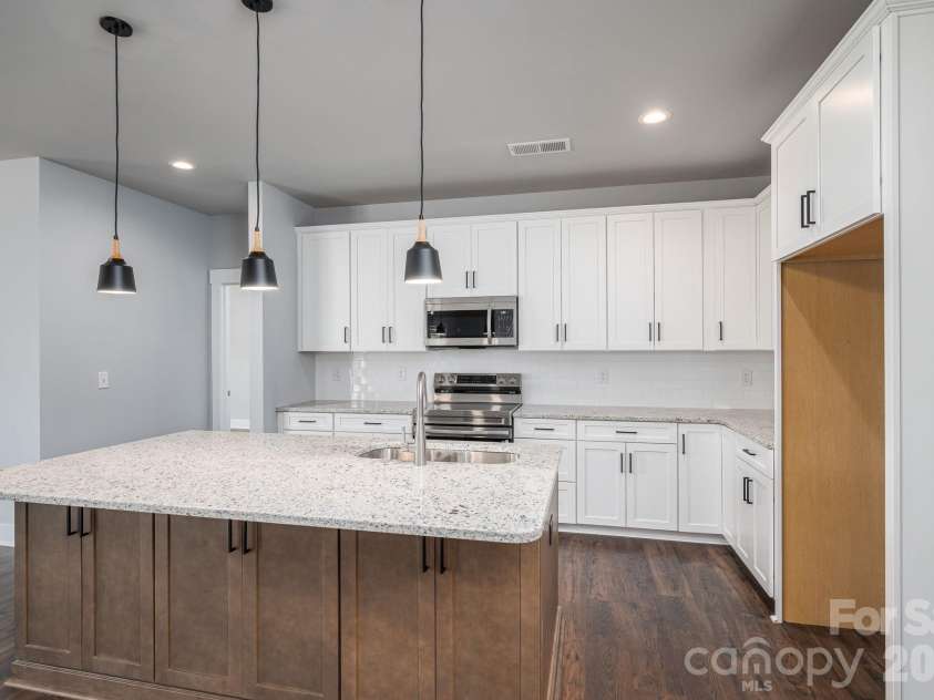 1343 Zeb Haynes Road, Maiden, NC 28650.  MLS# CAR4382813, YatesRealty ID 35077. 