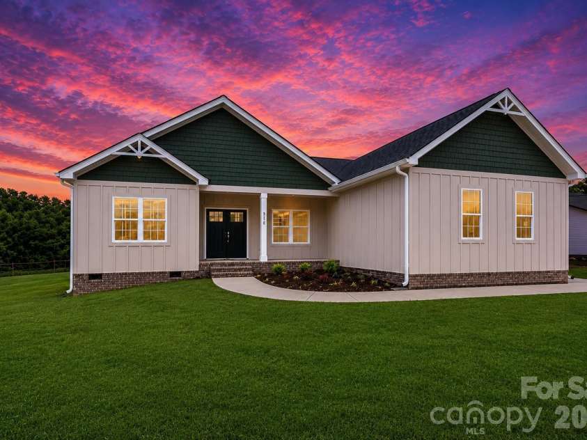 1343 Zeb Haynes Road, Maiden, NC 28650.  MLS# CAR4382813, YatesRealty ID 35077. 