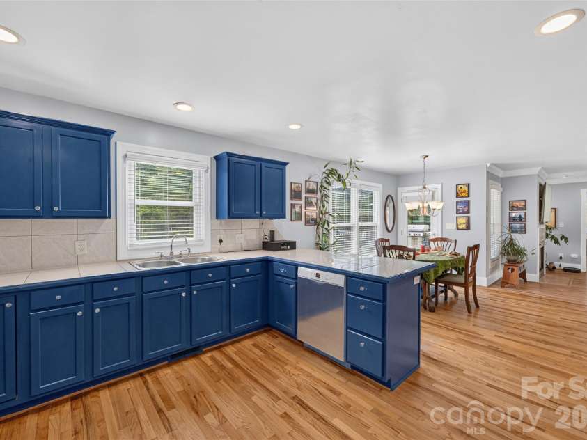 4934 Sagittarius Circle, Denver, NC 28037.  MLS# CAR4395974, YatesRealty ID 35078. 