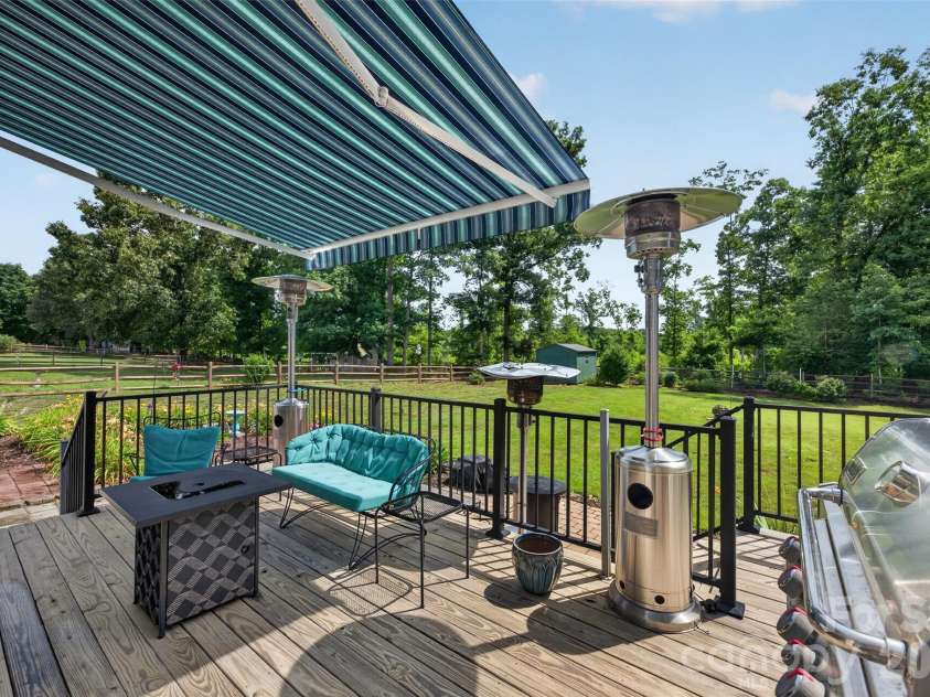 4934 Sagittarius Circle, Denver, NC 28037.  MLS# CAR4395974, YatesRealty ID 35078. 