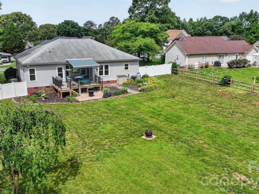 4934 Sagittarius Circle, Denver, NC 28037.  MLS# CAR4395974, YatesRealty ID 35078. 