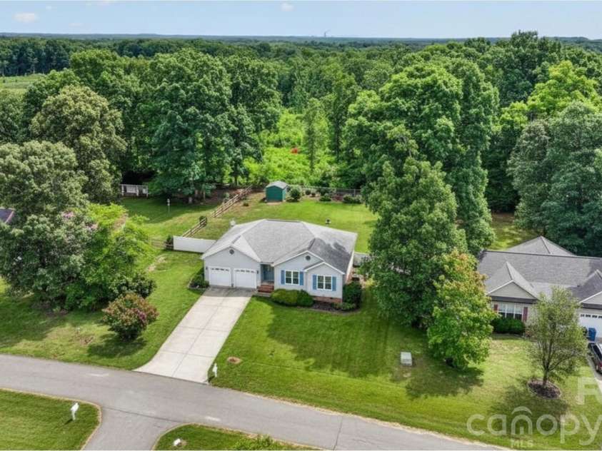4934 Sagittarius Circle, Denver, NC 28037.  MLS# CAR4395974, YatesRealty ID 35078. 