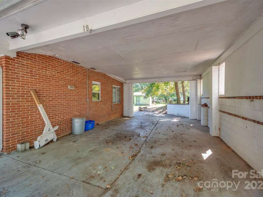 188 Academy Street, Spindale, NC 28160.  MLS# CAR4296251, YatesRealty ID 35079. 
