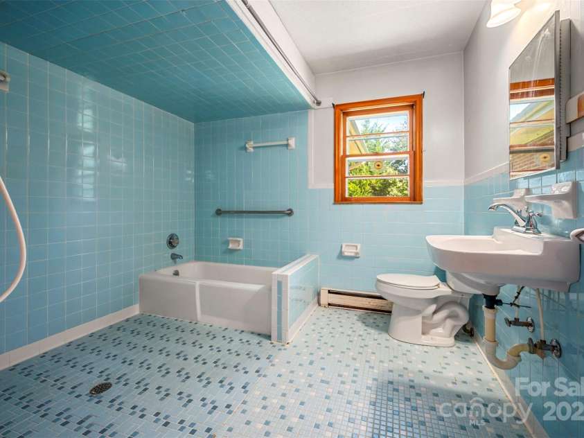 188 Academy Street, Spindale, NC 28160.  MLS# CAR4296251, YatesRealty ID 35079. 
