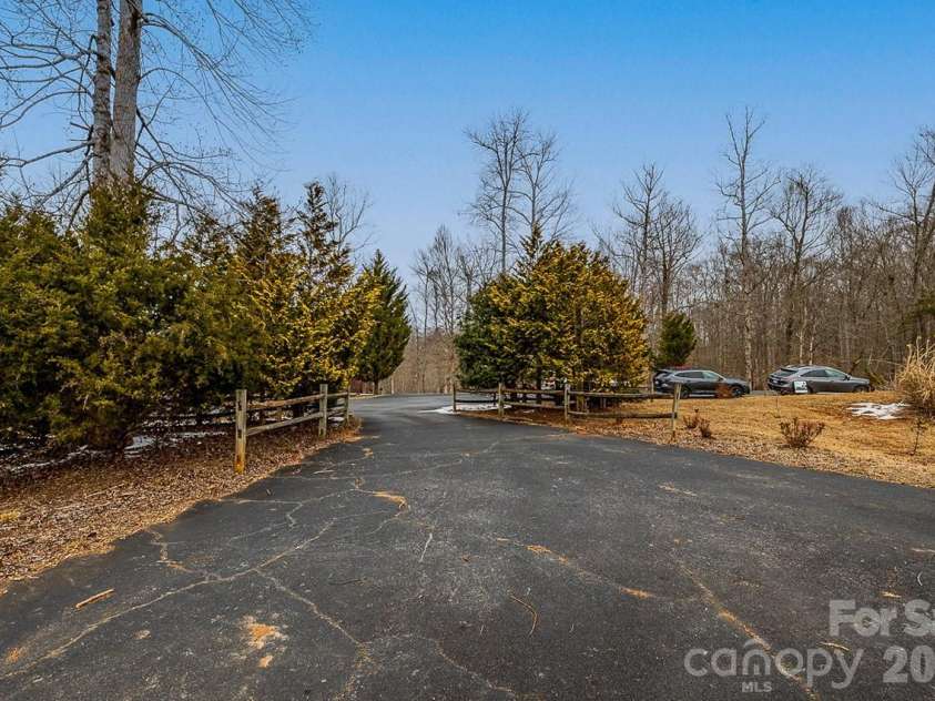 1944 River Crest Parkway, Rutherfordton, NC 28139.  MLS# CAR4342988, YatesRealty ID 3508. 