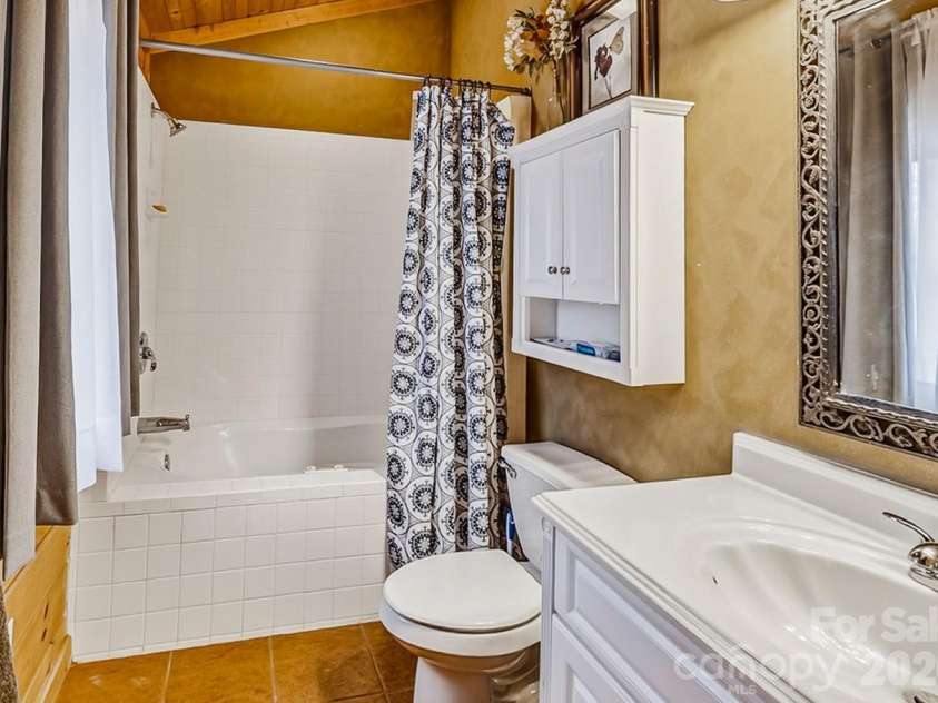 1944 River Crest Parkway, Rutherfordton, NC 28139.  MLS# CAR4342988, YatesRealty ID 3508. 