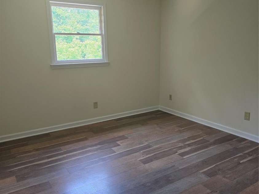 608 Sharon Drive, Statesville, NC 28625.  MLS# CAR4271825, YatesRealty ID 3508. 