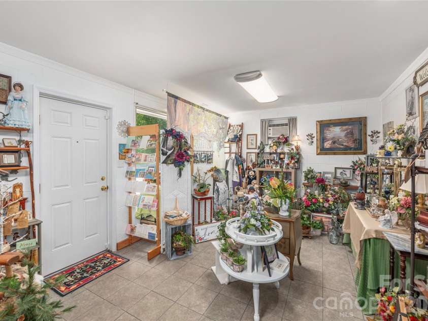 702 Love Joy Road, Canton, NC 28716.  MLS# CAR4400160, YatesRealty ID 35081. 