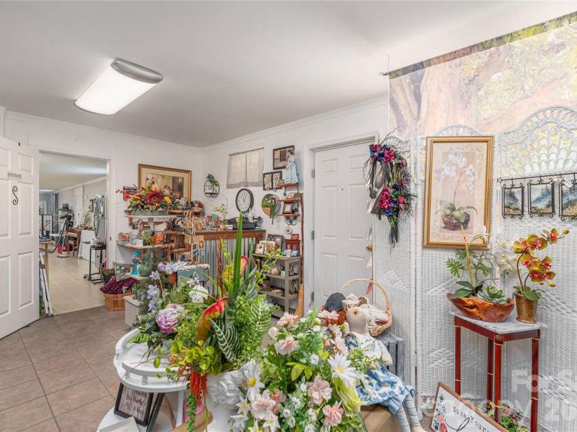 702 Love Joy Road, Canton, NC 28716.  MLS# CAR4400160, YatesRealty ID 35081. 
