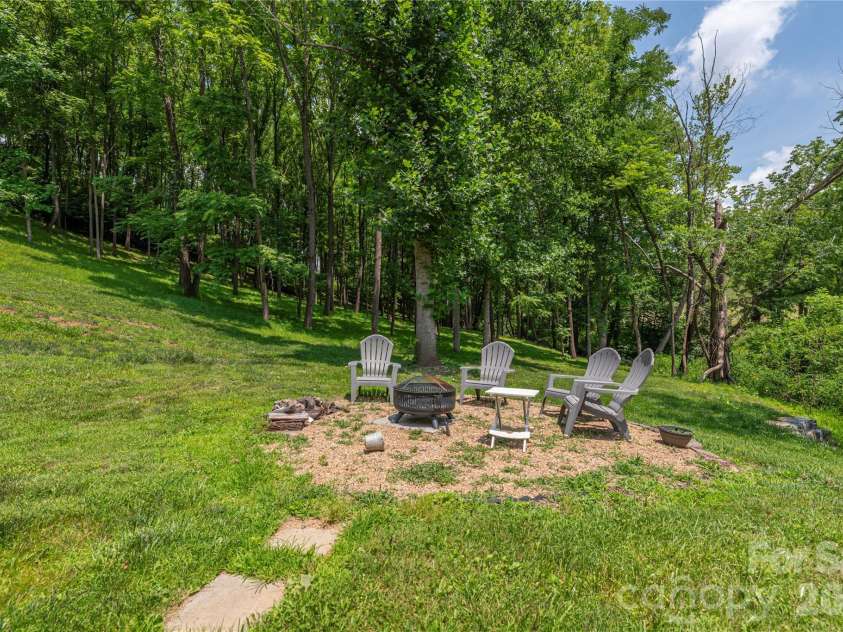 702 Love Joy Road, Canton, NC 28716.  MLS# CAR4400160, YatesRealty ID 35081. 