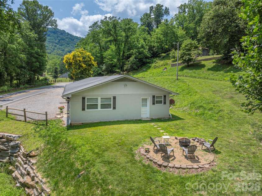 702 Love Joy Road, Canton, NC 28716.  MLS# CAR4400160, YatesRealty ID 35081. 