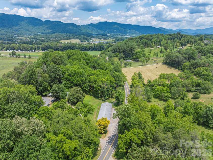 702 Love Joy Road, Canton, NC 28716.  MLS# CAR4400160, YatesRealty ID 35081. 
