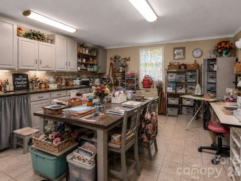 702 Love Joy Road, Canton, NC 28716.  MLS# CAR4400160, YatesRealty ID 35081. 