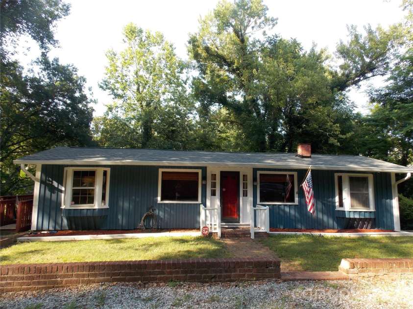 145 Hibriten Mountain Road, Lenoir, NC 28645.  MLS# CAR4397553, YatesRealty ID 35082. 