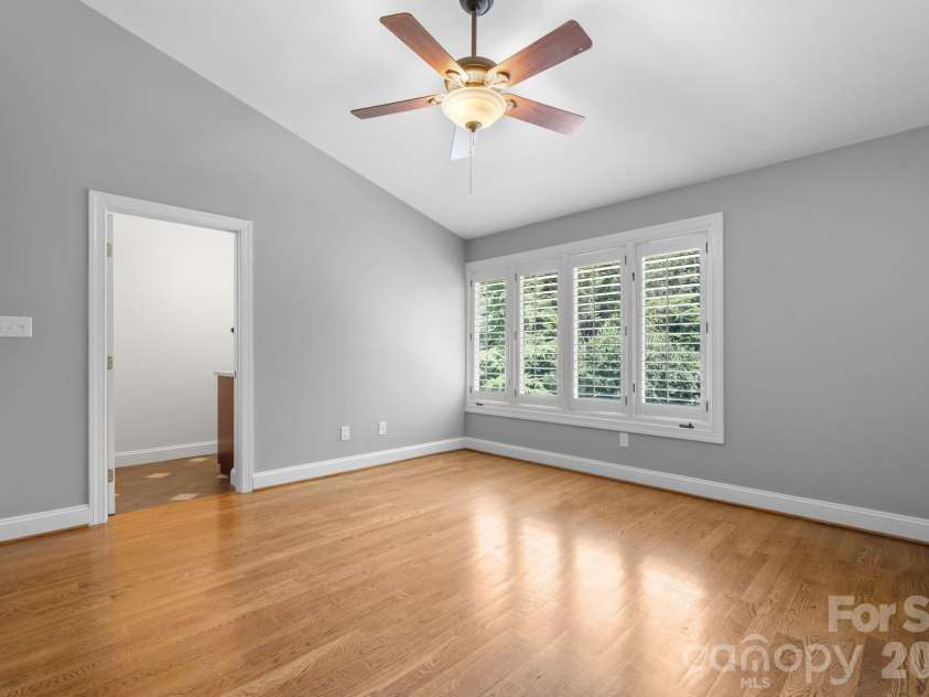 226 20th Avenue Place, Hickory, NC 28601.  MLS# CAR4398256, YatesRealty ID 35084. 