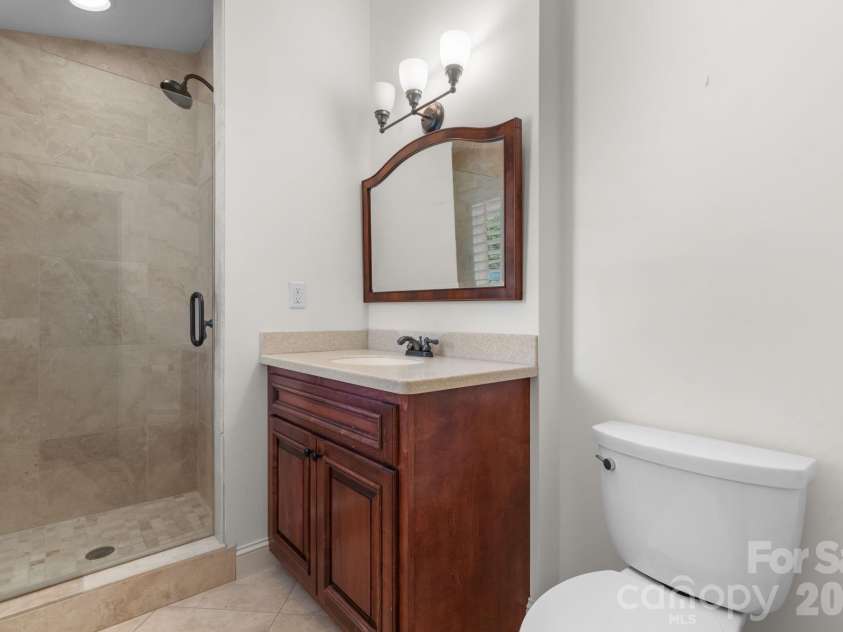 226 20th Avenue Place, Hickory, NC 28601.  MLS# CAR4398256, YatesRealty ID 35084. 