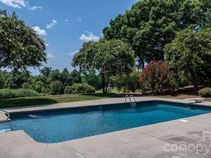 226 20th Avenue Place, Hickory, NC 28601.  MLS# CAR4398256, YatesRealty ID 35084. 