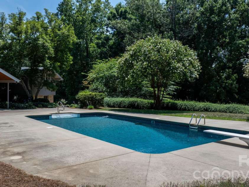 226 20th Avenue Place, Hickory, NC 28601.  MLS# CAR4398256, YatesRealty ID 35084. 