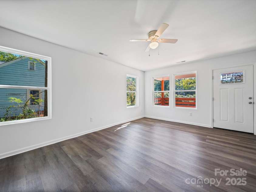 185 End Street, Chester, SC 29706.  MLS# CAR4295578, YatesRealty ID 35085. 